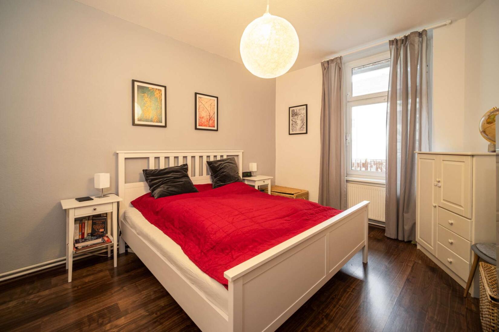 Schlafzimmer (1)
