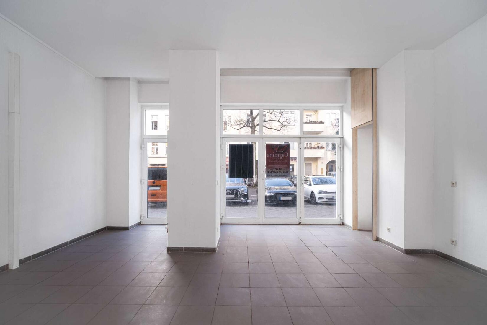 Unit: 2 | Marbelous | An attractive property from ZIEGERT Immobilien, your premium real estate agent in Berlin, Leipzig and the surrounding area.