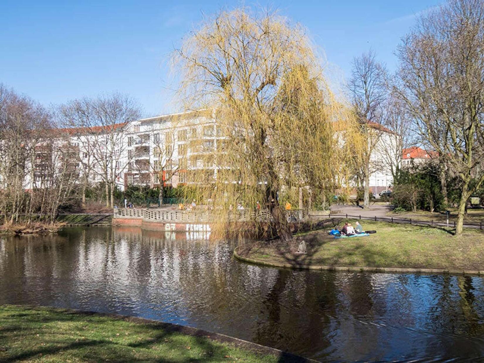 Lichtenberg am Wasser