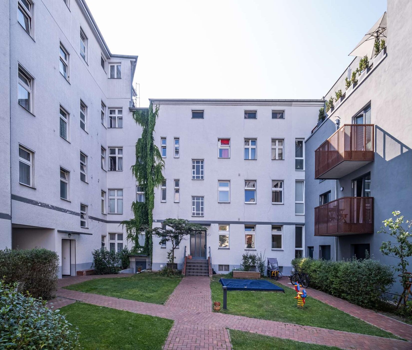 Unit: 24 | Safe &amp; Sound | An attractive property from ZIEGERT Immobilien, your premium real estate agent in Berlin, Leipzig and the surrounding area.