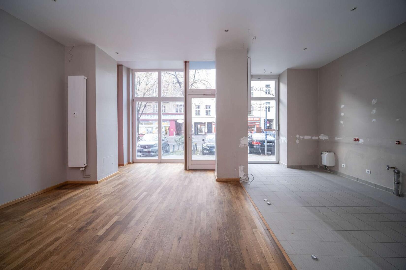 Unit: 1 | Marbelous | An attractive property from ZIEGERT Immobilien, your premium real estate agent in Berlin, Leipzig and the surrounding area.