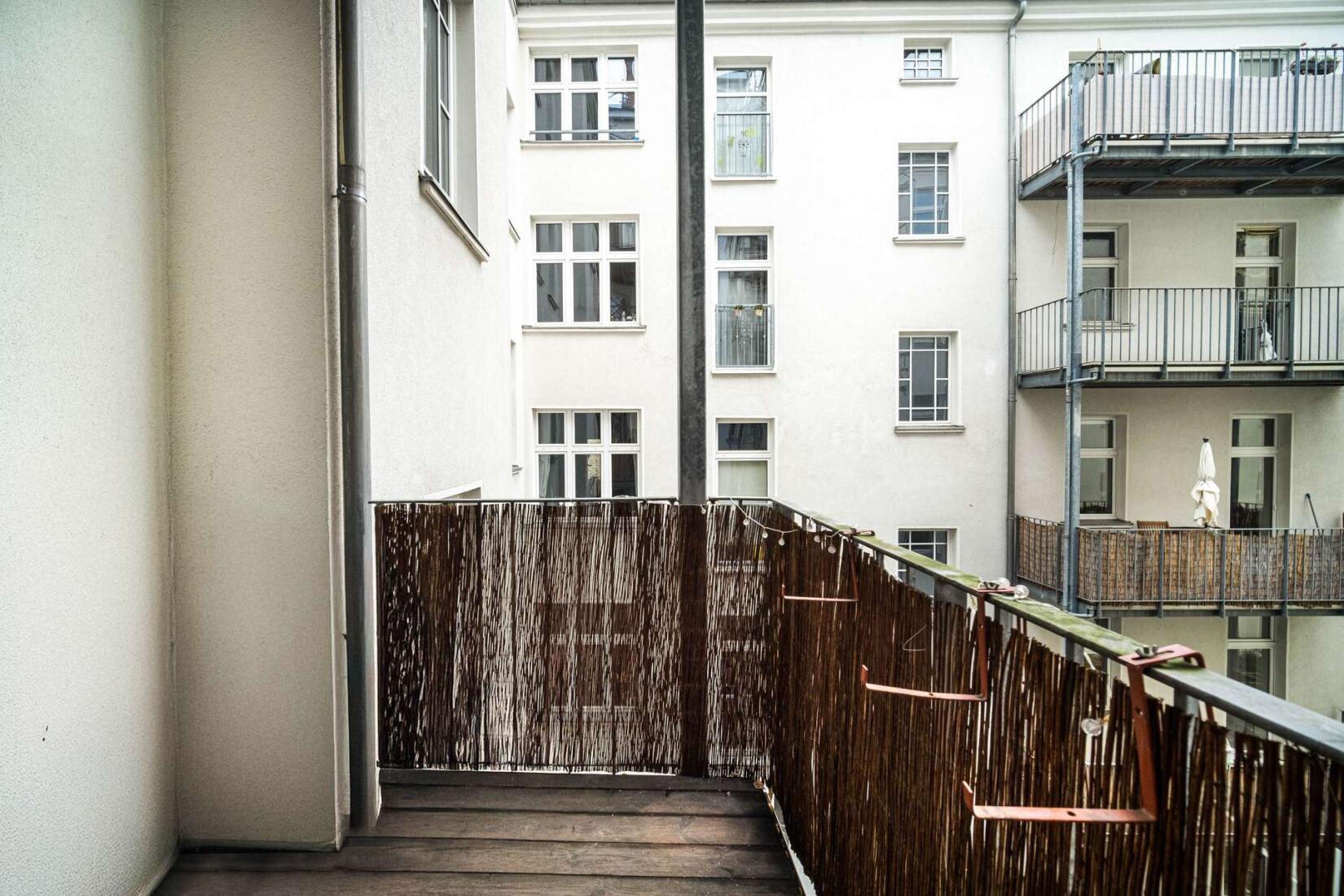 Balkon 1